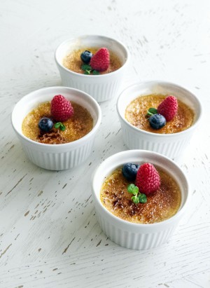Creme Brulee - Spoon to The Moon